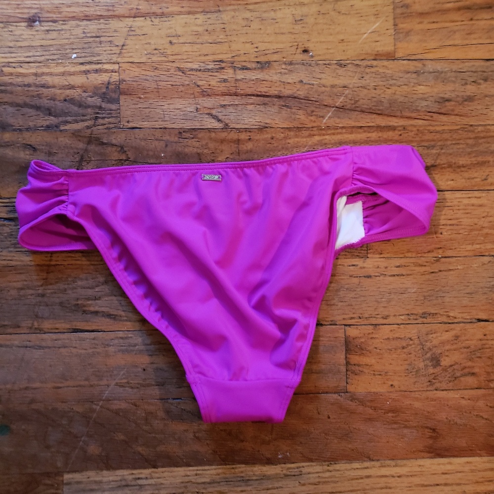 Victoria Secret Pink bikini bottom - Picture 2 of 3
